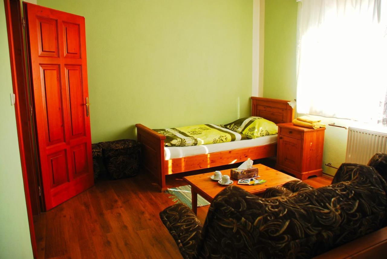 Hostinec A Penzion U Rezku Jistebnice 外观 照片
